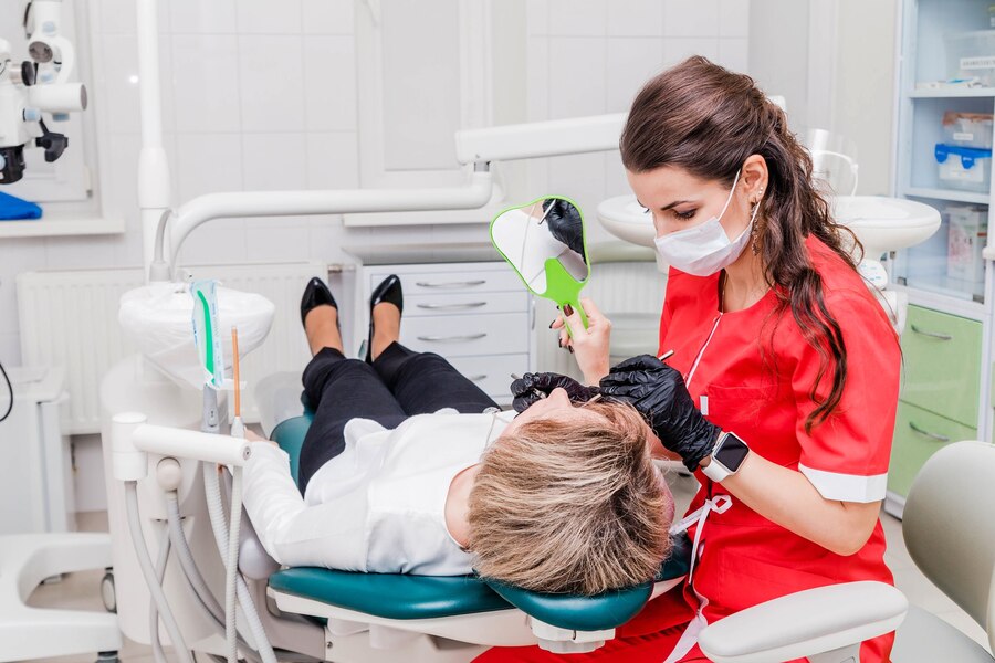 Christmas Emergency Dentist<br />
