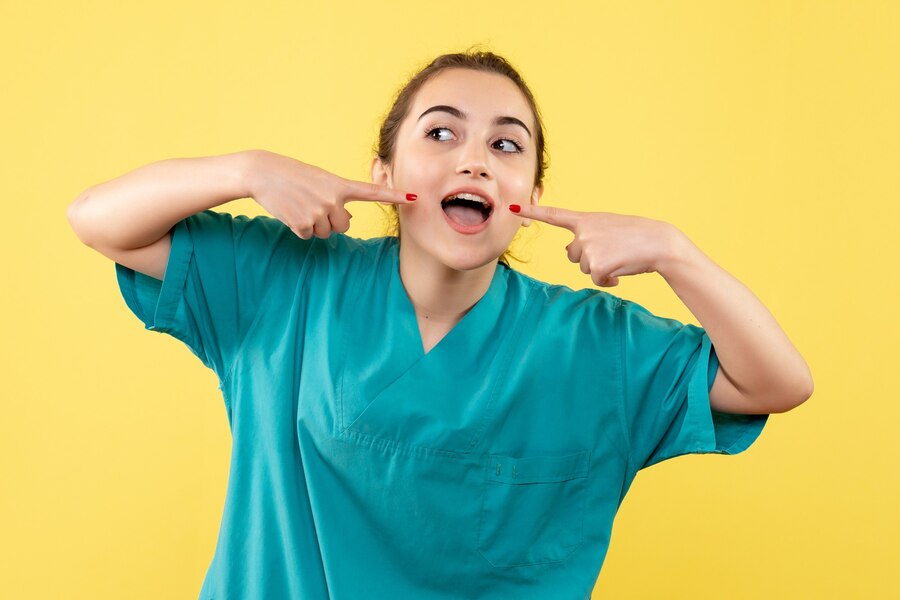 If you are unable to make it to an emergency room or can’t afford to visit a dentist, there are also several alternative solutions available. Some common at-home remedies for dental pain include rinsing with a saltwater solution, taking ibuprofen or other OTC pain medication, and applying clove oil and cold compress on the affected area.
